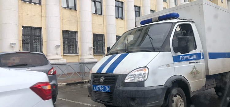 Жительница Ярославля перевела мошенникам почти два миллиона рублей, чтобы «спасти» свои накопления