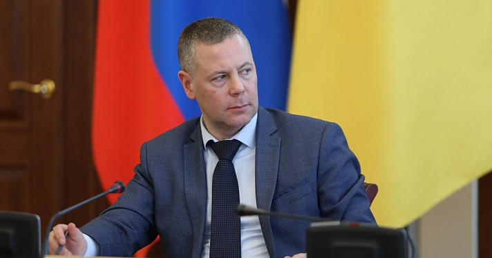 Михаил Евраев поручил до 1 апреля заключить контракты на проведение работ по благоустройству
