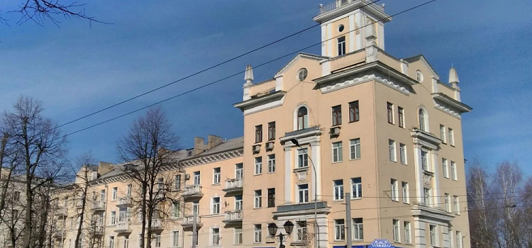 Известный «Дом с башней» в Ярославле стал объектом культурного наследия