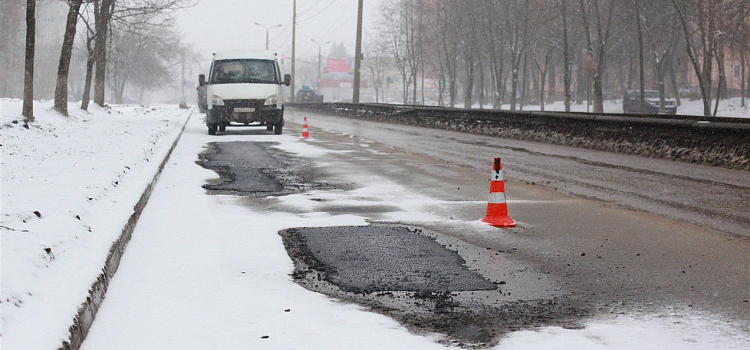 В Ярославле продолжат ремонт дорог даже в небольшой снег