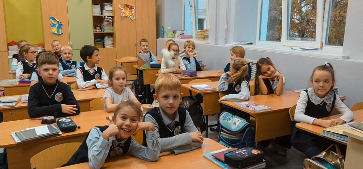 «Нужно быть открытым к детям»: учительница начальных классов поделилась впечатлениями спустя год работы в школе _285090