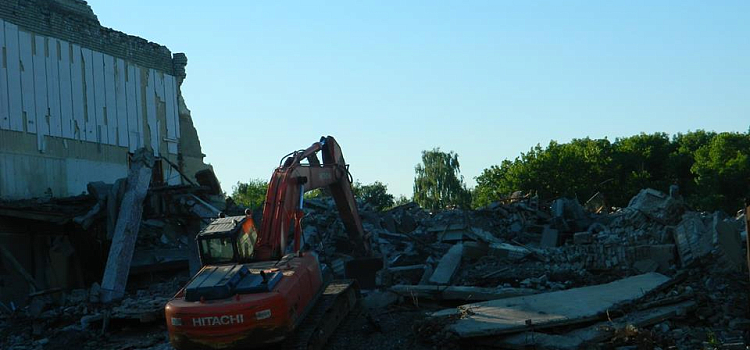 В Ярославле снесли кинотеатр "Волга"