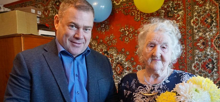 Жительница Ростова отпраздновала 100-летний юбилей