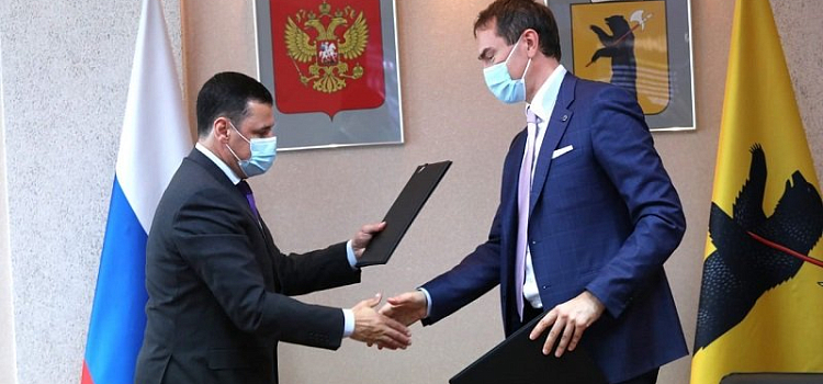 Школы Ярославской области получат 600 комплектов для дистанционного обучения
