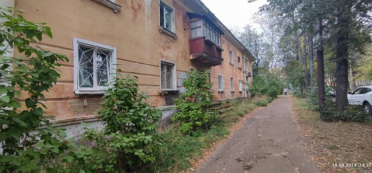 В Ярославле уменьшили сроки расселения разрушающегося дома_282181