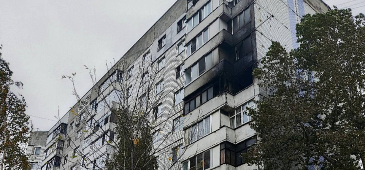 Пожарные определили, почему вспыхнула лоджия в ярославской высотке