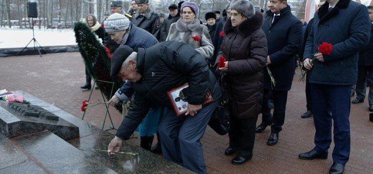 В Ярославле прошли торжественные мероприятия, посвященные Дню Героев Отечества_91585