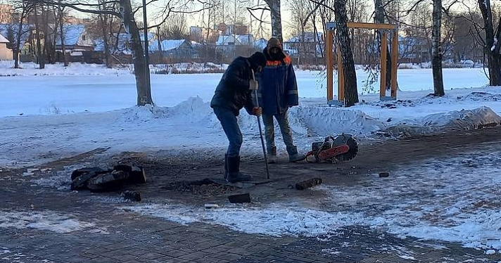 «Весной подрядчик переделает работу»: в мэрии Ярославля объяснили ведение работ по благоустройству в снег