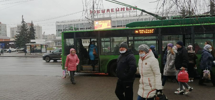 В Рыбинске бесплатно раздают медицинские маски: на сколько человек хватит_169147