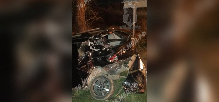 В Ростовском районе в ДТП пострадала женщина-водитель