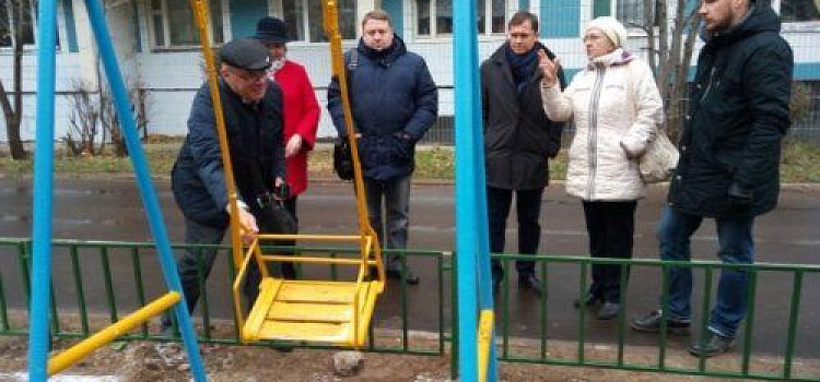 Во Фрунзенском районе Ярославля проверили качество благоустройства дворов