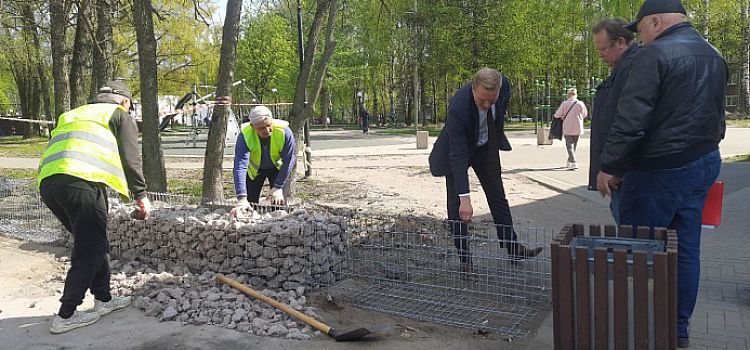 В Ярославле в Юбилейном парке сделают забор из камней_239743