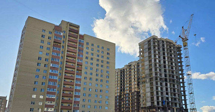Более 100 детей-сирот получили жильё в Ярославской области за полгода