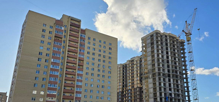 Более 100 детей-сирот получили жильё в Ярославской области за полгода