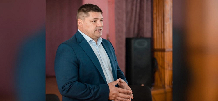 Андрей Коваленко помог решить проблему футбольного поля под Тутаевом