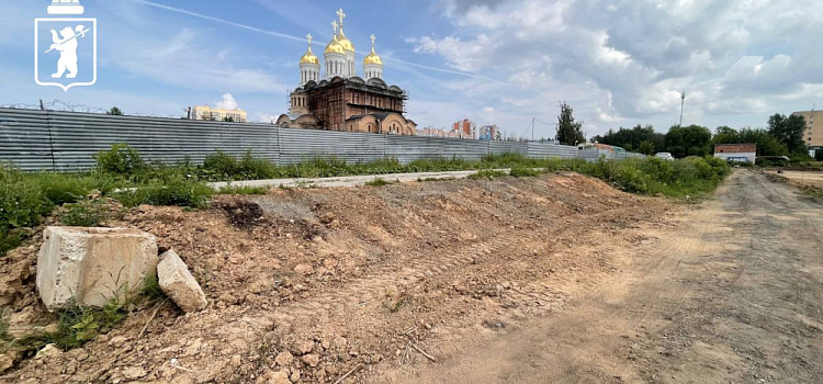 Ярославцам рассказали о ходе благоустройства сквера имени Ивана Ткаченко