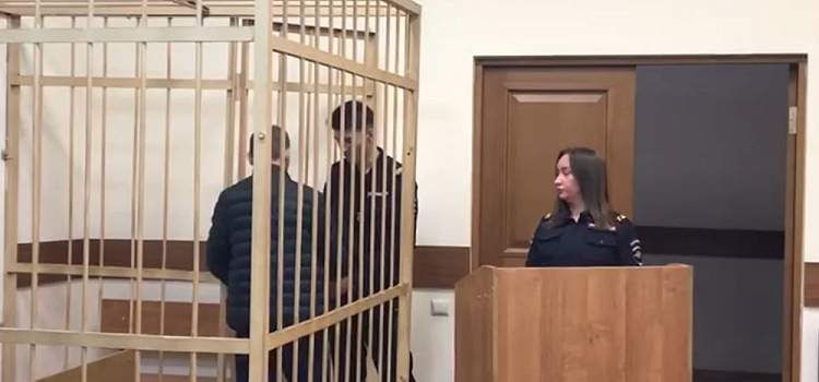 Ярославца, укравшего в магазине телефон, заключили под стражу