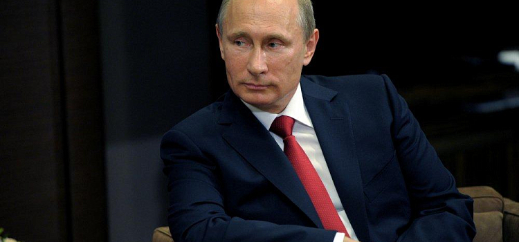 Путин поручил начать массовую вакцинацию от COVID-19: точная дата