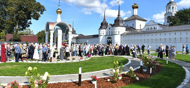 В Толгском монастыре отреставрируют фасады
