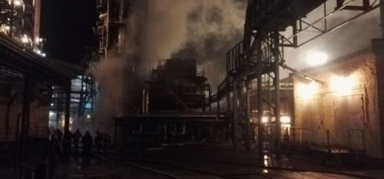 Эксперты проверили уровень загрязнения после пожара на НПЗ в Ярославле