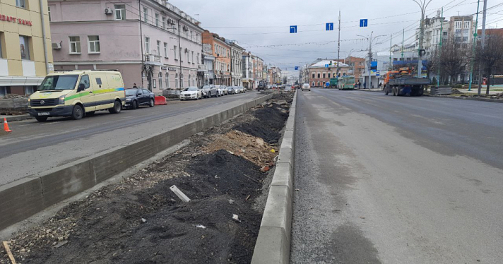 Будет работать автоматическая фиксация: в Ярославле на улице Свободы запретят парковку уже в декабре
