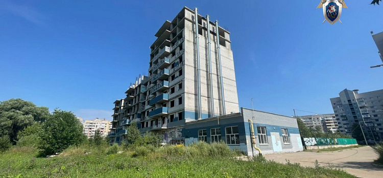 В Ярославле 12-летняя девочка упала с заброшки — возбуждено уголовное дело