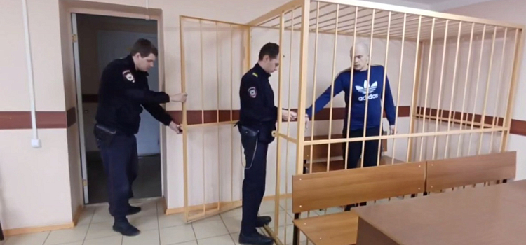 Брал предоплату и исчезал: в Ярославле задержали нечестного работника «из объявлений»