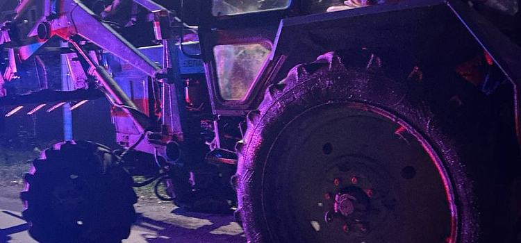 Катался пьяный по посёлку: в Ярославской области тракториста отправили в колонию