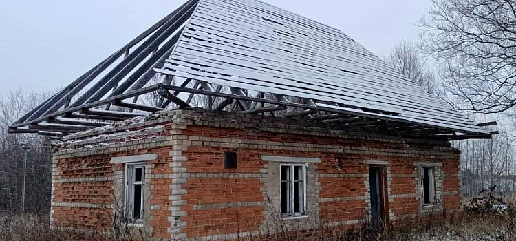 В Ярославской области демонтируют «погибшие» здания