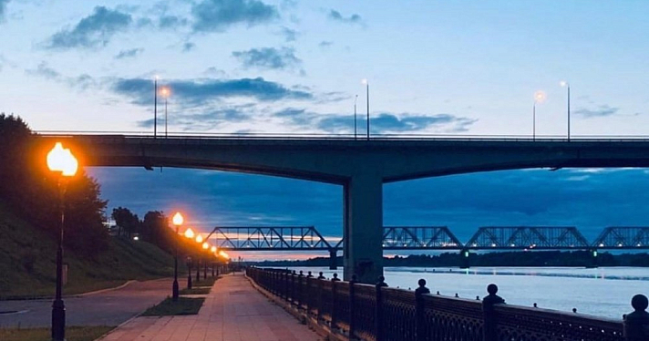 Молодую ярославну с моста «снимала» полиция: в чем причина