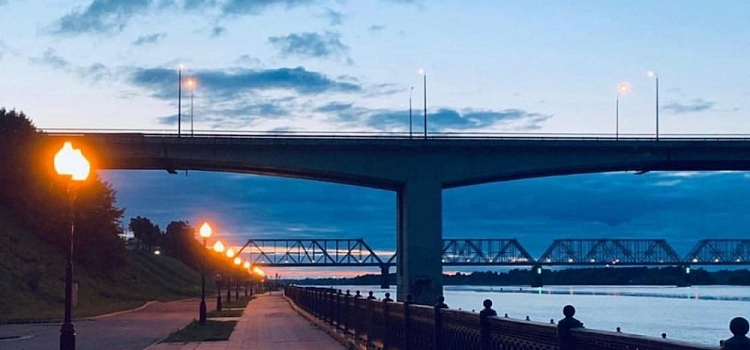 Молодую ярославну с моста «снимала» полиция: в чем причина