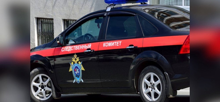 Разбился насмерть: в Ярославской области трехлетний мальчик выпал из окна