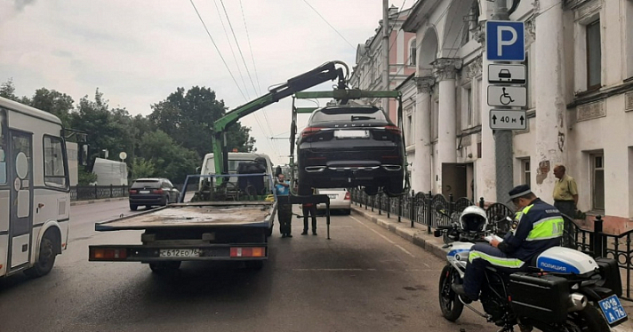 В Ярославле оштрафовали водителей за тонировку
