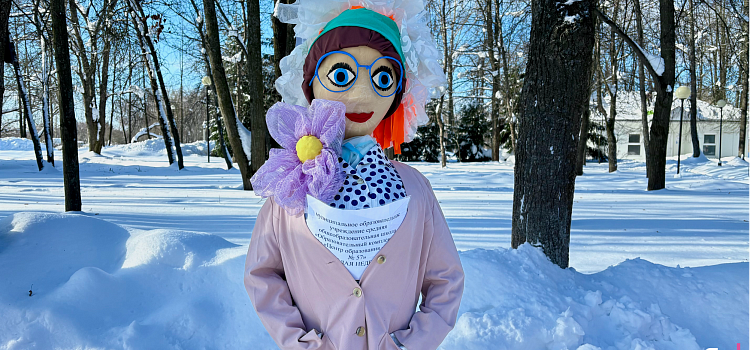 Душа отмерзает и начинает расцветать: в Ярославле открылась выставка масленичных кукол_311485