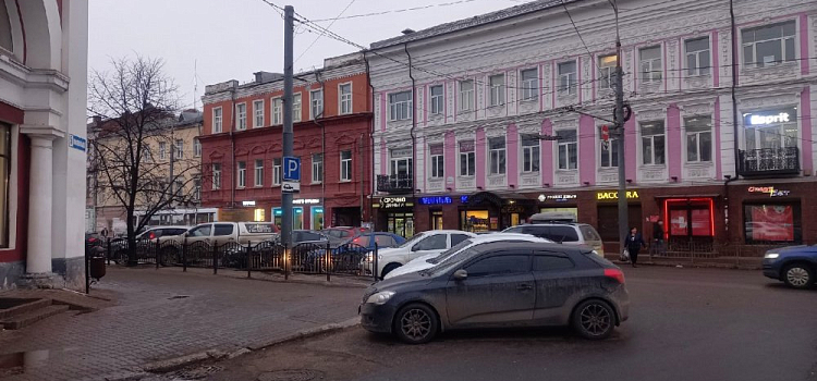 В центре Ярославля изменят организацию парковки и движение общественного транспорта