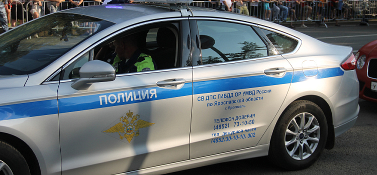 В Ярославле мигранта задержали за попытку дачи взятки