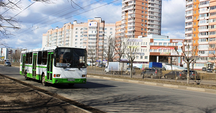 В Ярославле на время новогодних каникул отменили три маршрута автобусов