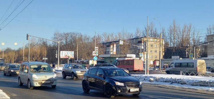 В Ярославле выросли цены на бензин и дизельное топливо