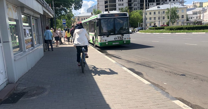 В Ярославле популярный автобус и две маршрутки изменили схему движения 