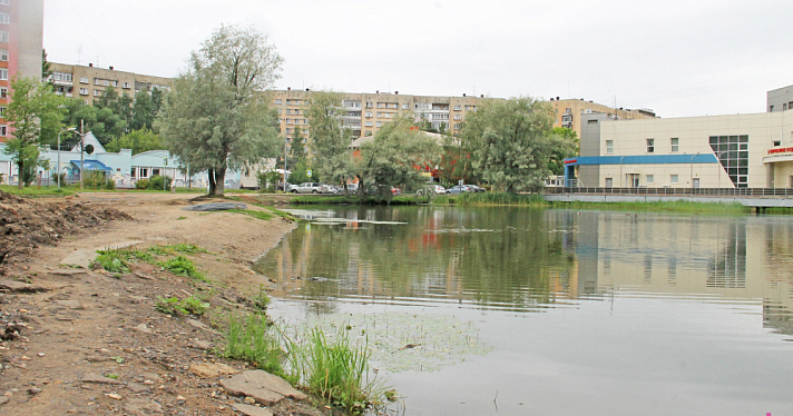 Ярославцам рассказали, когда надеются завершить работы в многострадальных брагинских парках