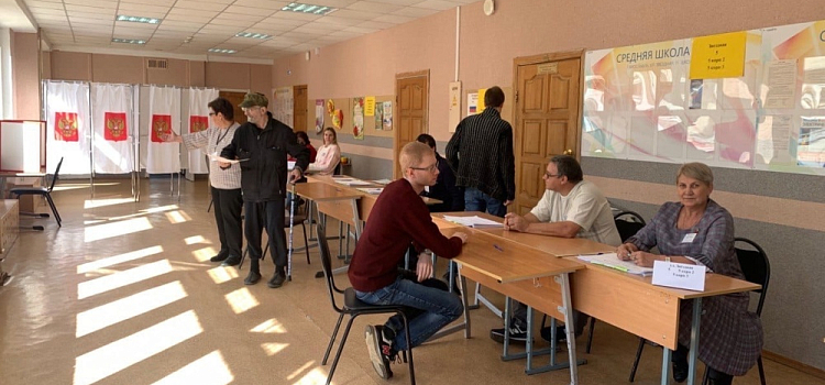 В Ярославской области наблюдатели отмечают активность избирателей в финальный день голосования
