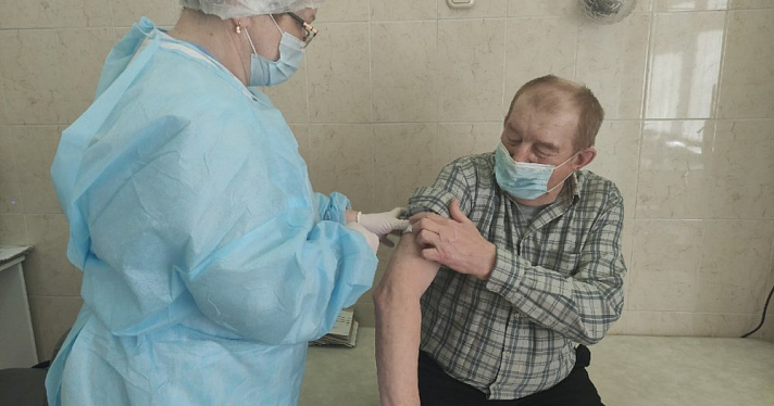 В Ярославле появилась вакцина ЭпиВакКорона: в чем ее особенность