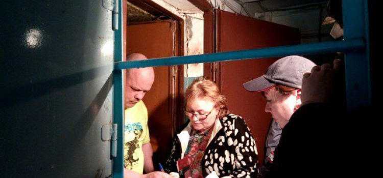  Во Фрунзенском районе Ярославля прошел рейд по неблагополучным квартирам