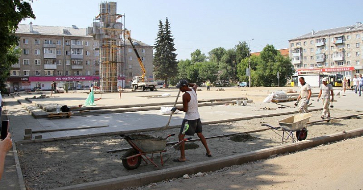 В Рыбинске завершается ремонт Комсомольской площади за 14 миллионов. Фото
