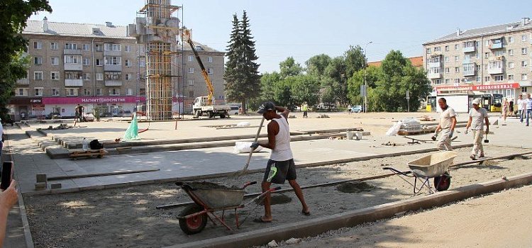 В Рыбинске завершается ремонт Комсомольской площади за 14 миллионов. Фото