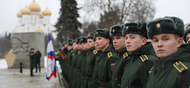 Губернатор вручил государственные награды участникам СВО_228246