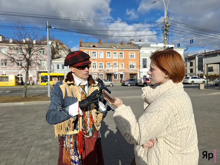 «Я — Мигель, танцор из солнечной Кубы!»: ярославец Михаил Нагибин о своей легенде, плясках на остановках и непринятии общества
