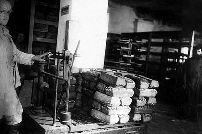 1941.jpg