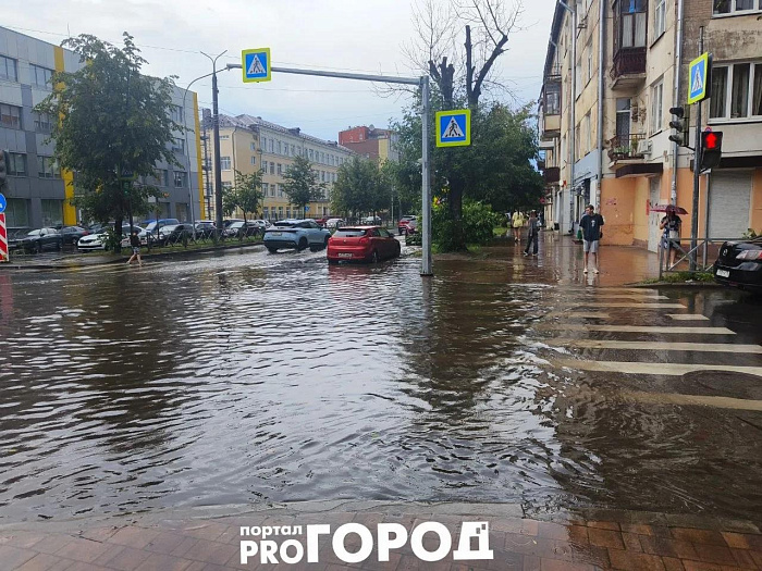 Ярославль подтопило и посыпало градом