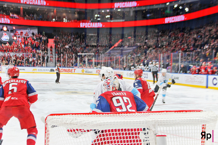 Ярославский «Локомотив» вернулся на вершину «Запада», переиграв минское «Динамо»